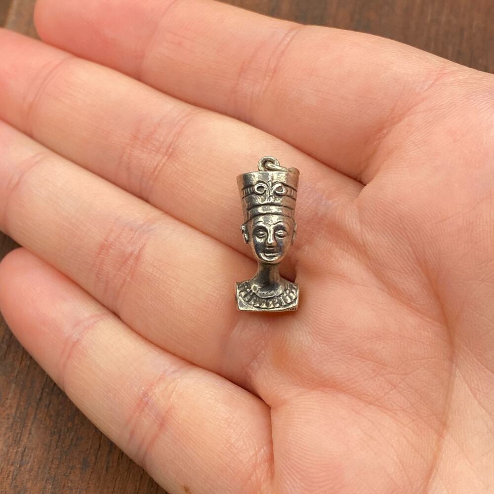 Vintage 800 Sterling Silver Egyptian Queen Nefertiti Heavy Pendant Charm